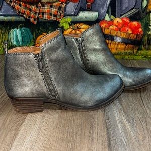 Lucky brand bartalino women’s pewter ankle boots size 8